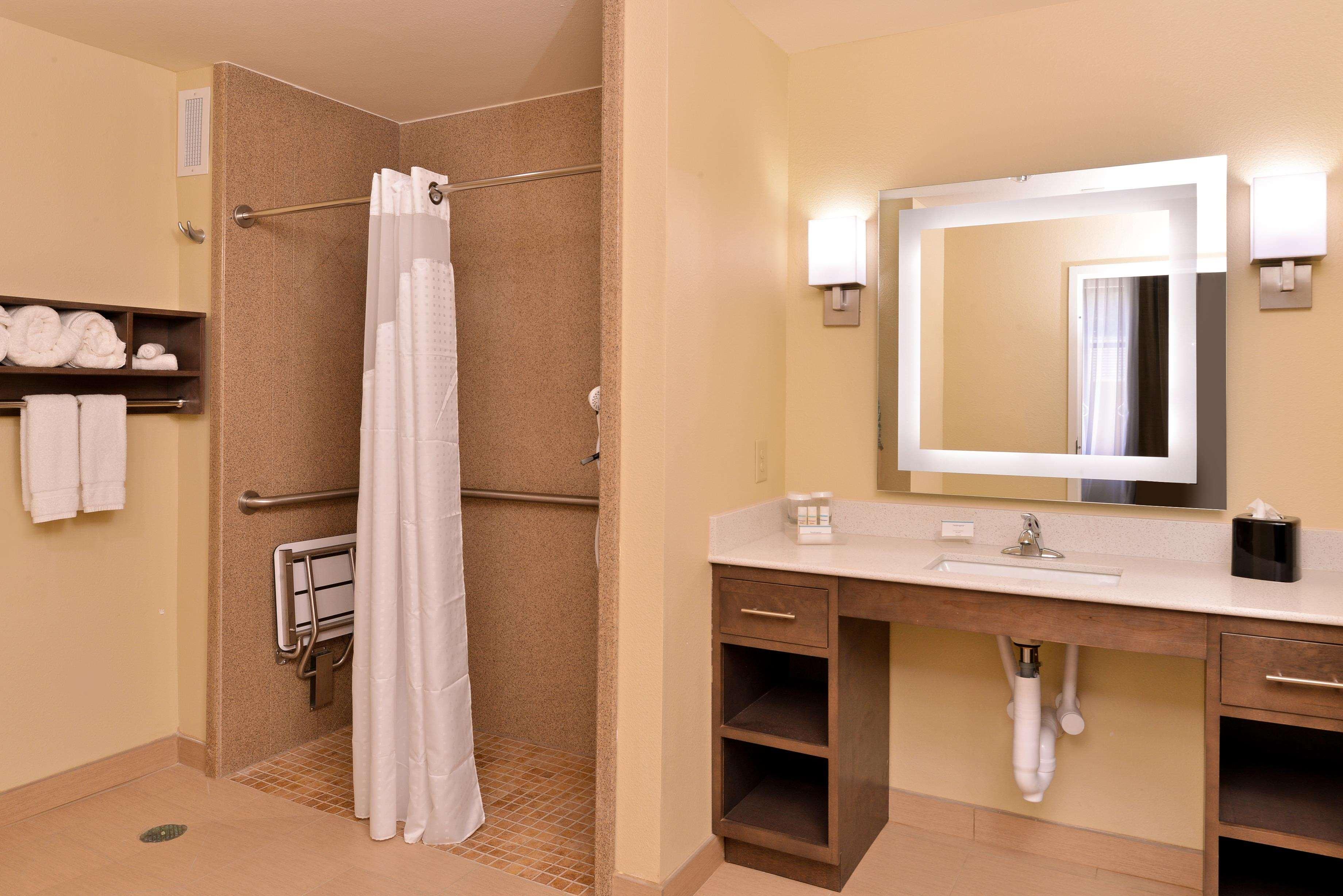 Homewood Suites By Hilton Houma Bagian luar foto